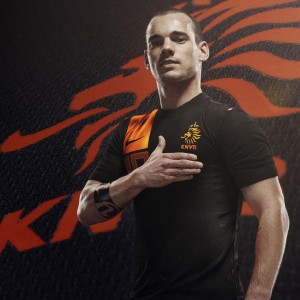 九游娱乐APP-赛场瞬间：球迷票选的年度最佳镜头，最佳球员投票