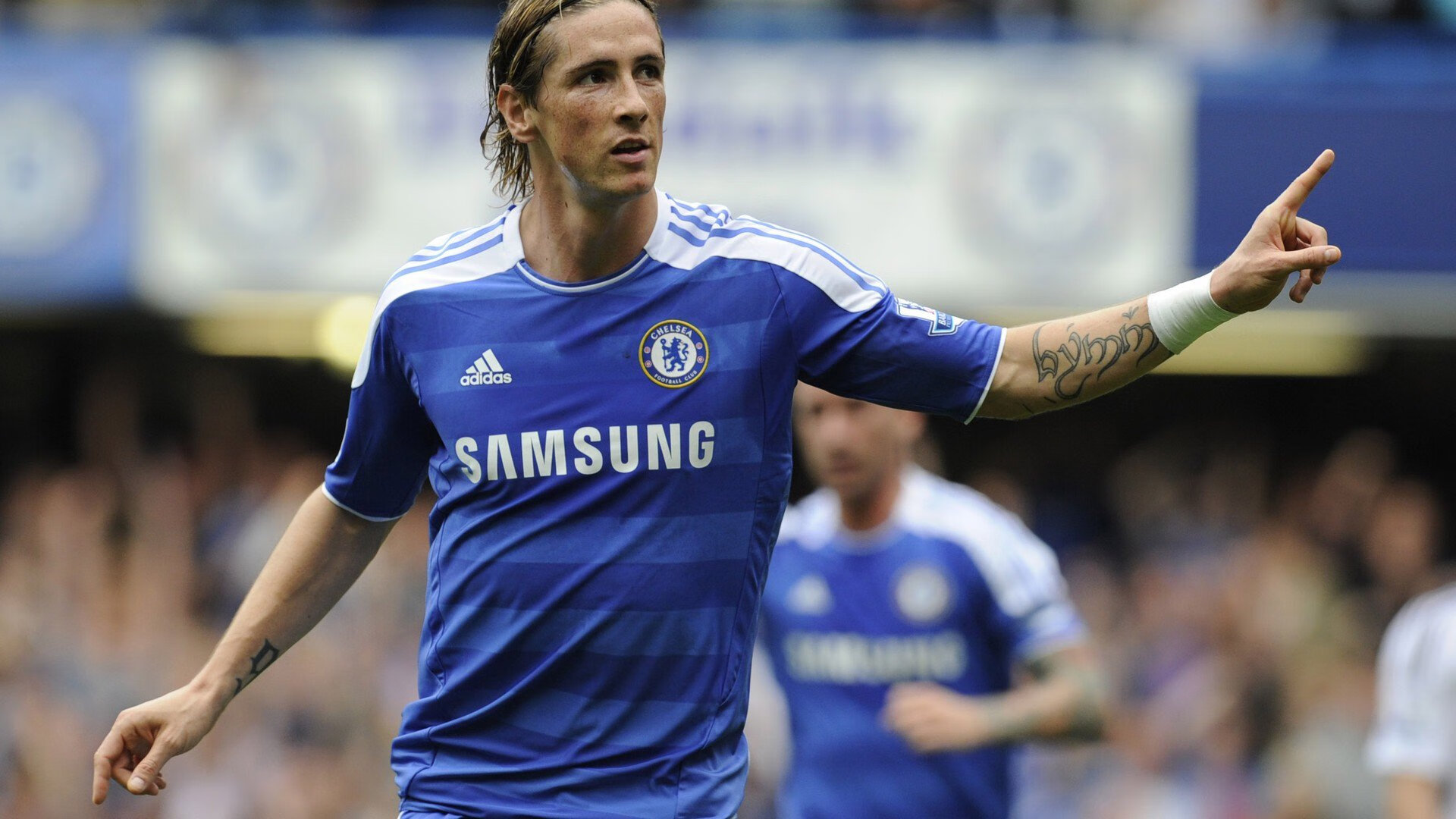 电竞赛事主持人团队全面提升，专业度再升级，电竞主持人靠什么赚钱